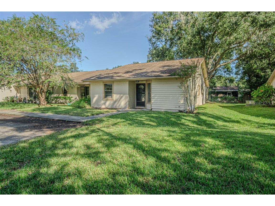 2010 Cedar Run Drive Plant City FL 33563 TB8432253 image1