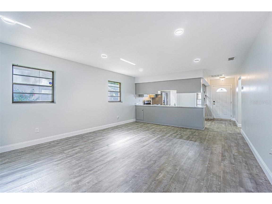 2010 Cedar Run Drive Plant City FL 33563 TB8432253 image10