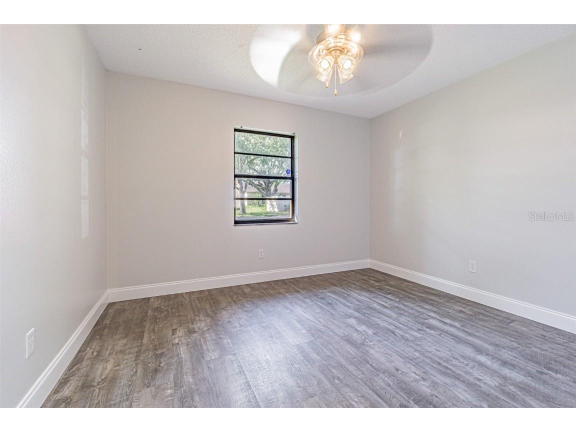 2010 Cedar Run Drive Plant City FL 33563 TB8432253 image13