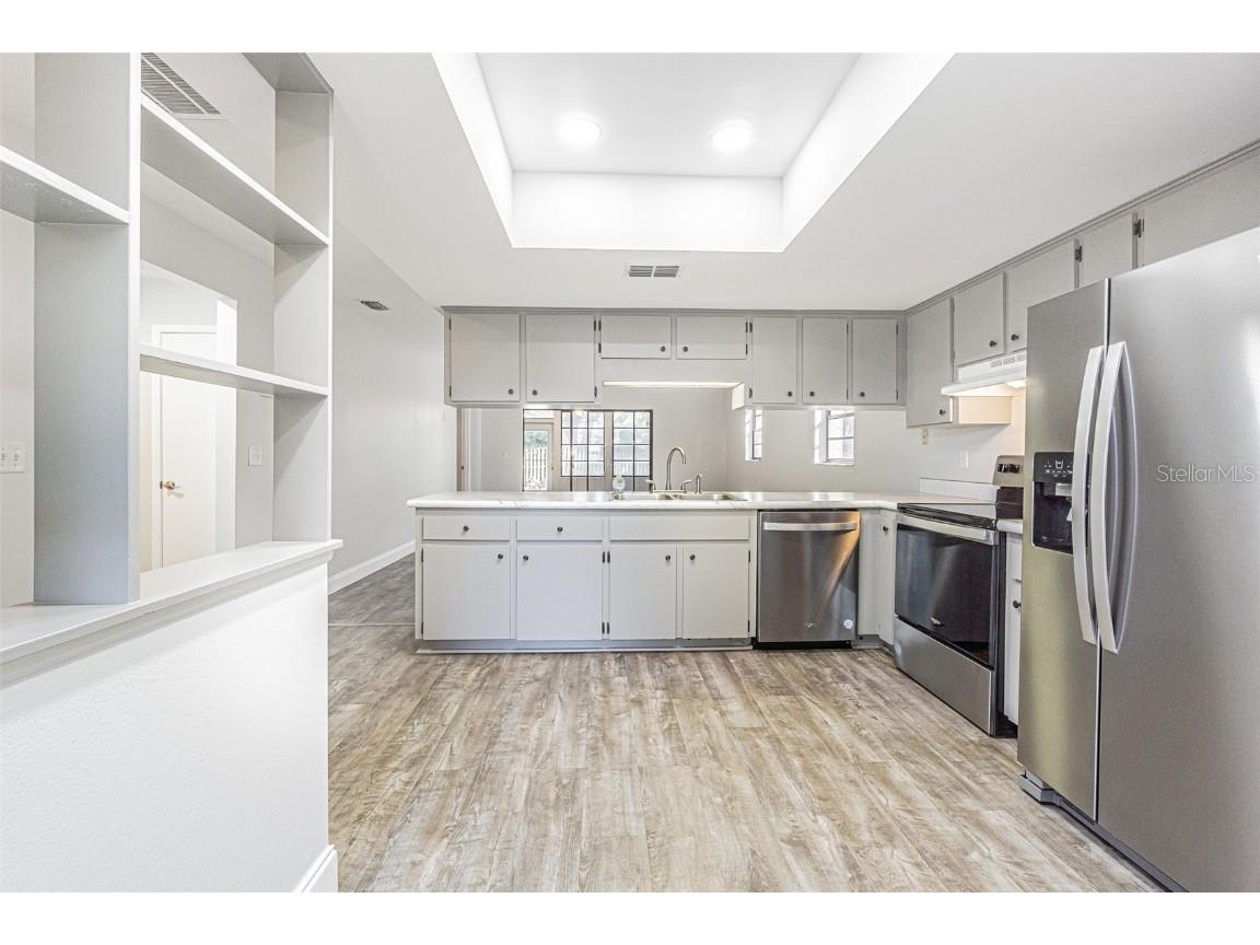 2010 Cedar Run Drive Plant City FL 33563 TB8432253 image2