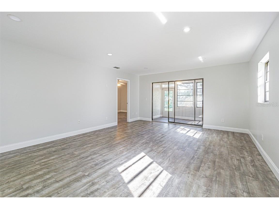 2010 Cedar Run Drive Plant City FL 33563 TB8432253 image8