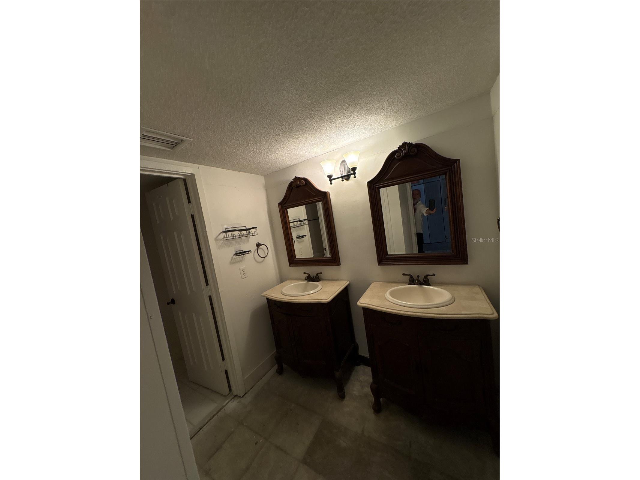 2010 Corner Lake Drive #2010 Haines City FL 33844 G5111990 image8