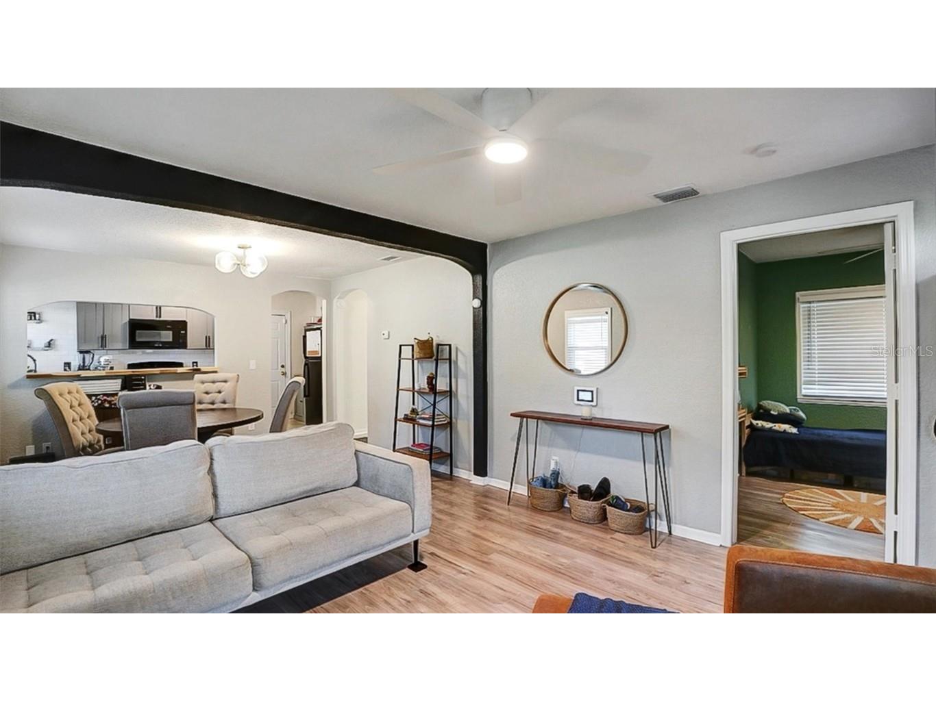 2010 E Ida Street Tampa FL 33610 TB8411905 image8