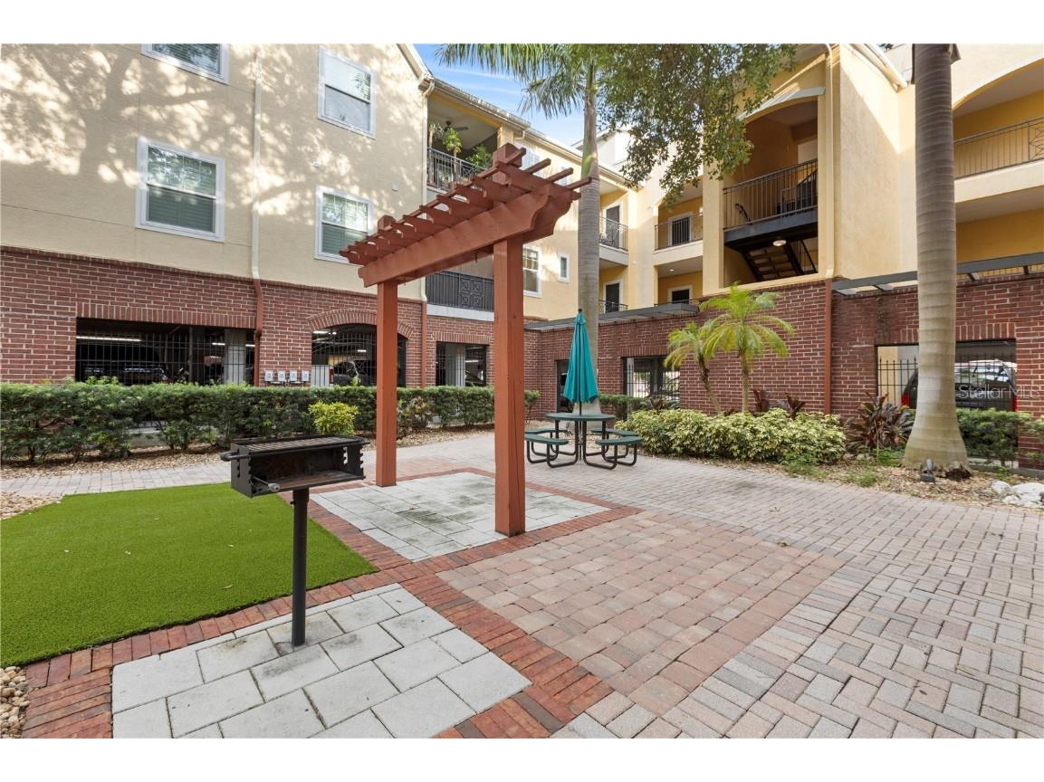 2010 E Palm Avenue #14202 Tampa FL 33605 TB8415767 image41