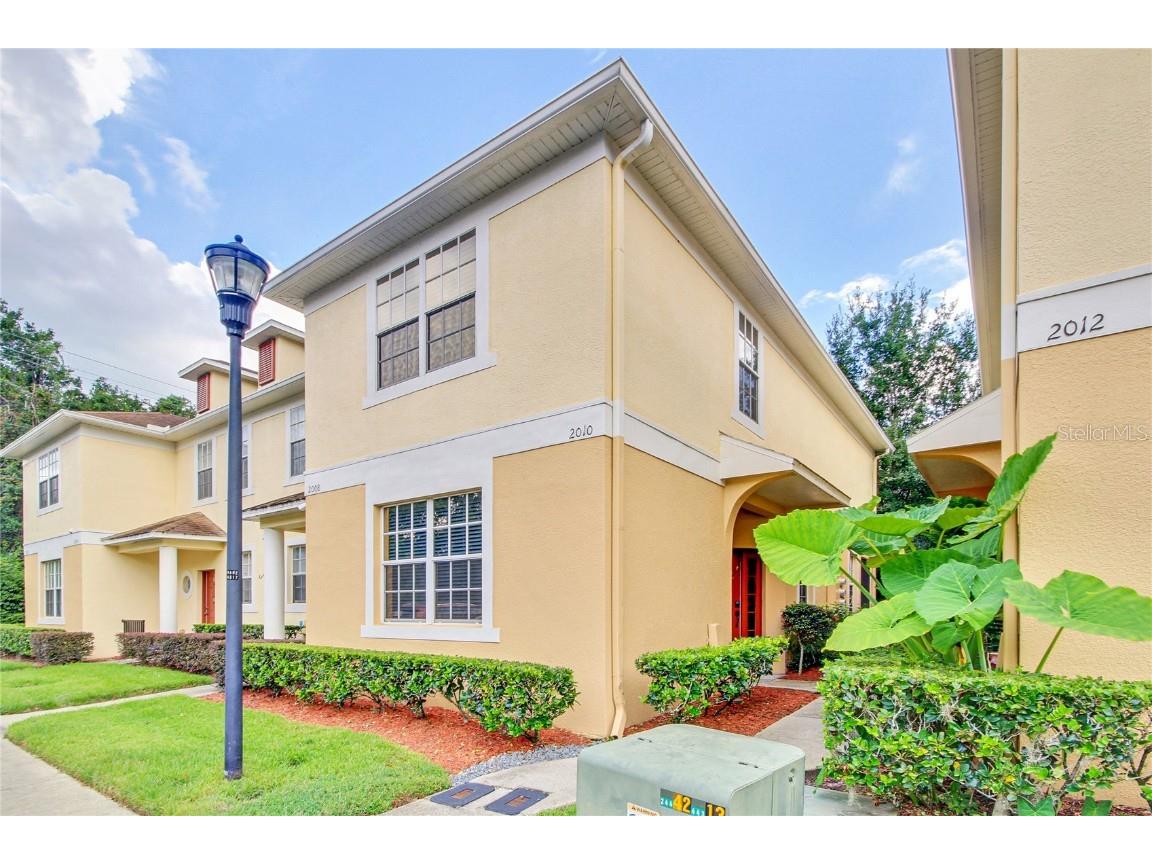 2010 Fiesta Ridge Court Tampa FL 33604 T3470081 image1