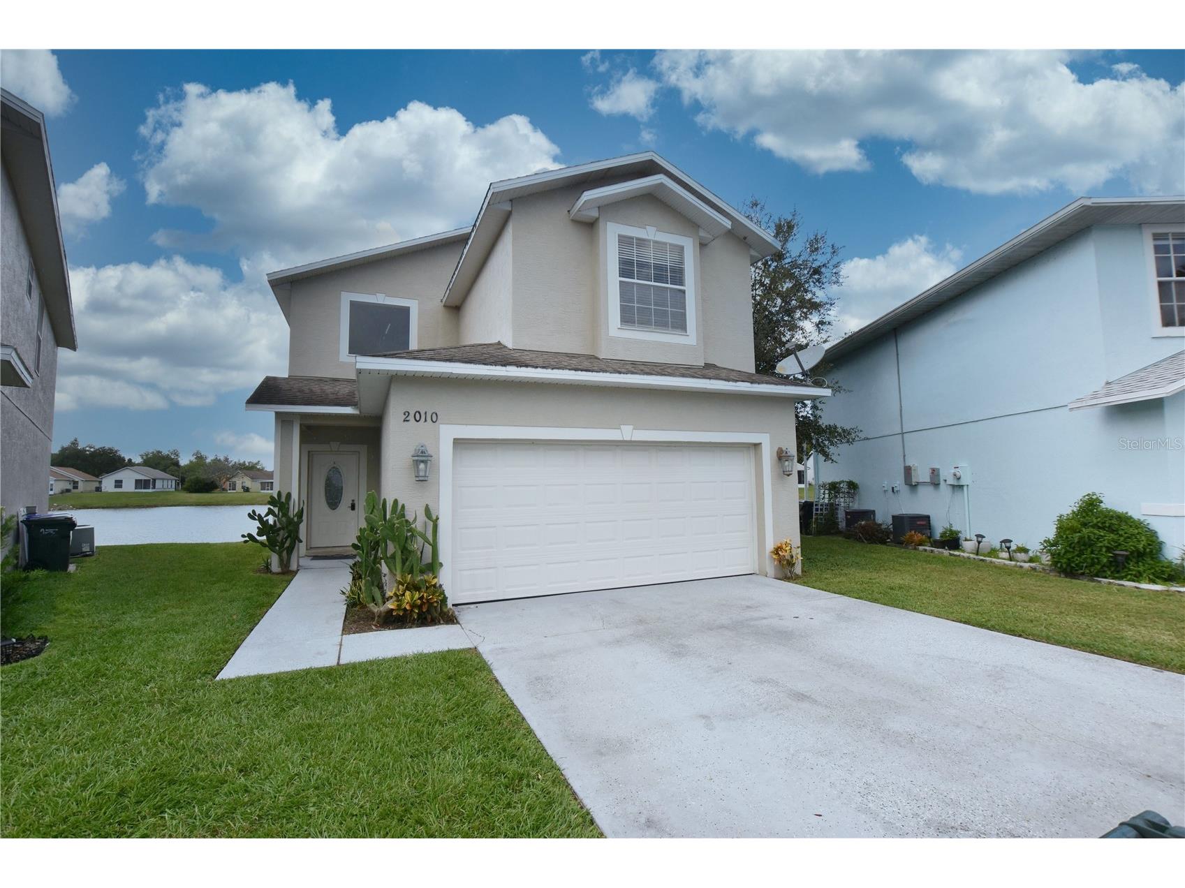 2010 Hatteras Point Lakeland FL 33813 L4961482 image1