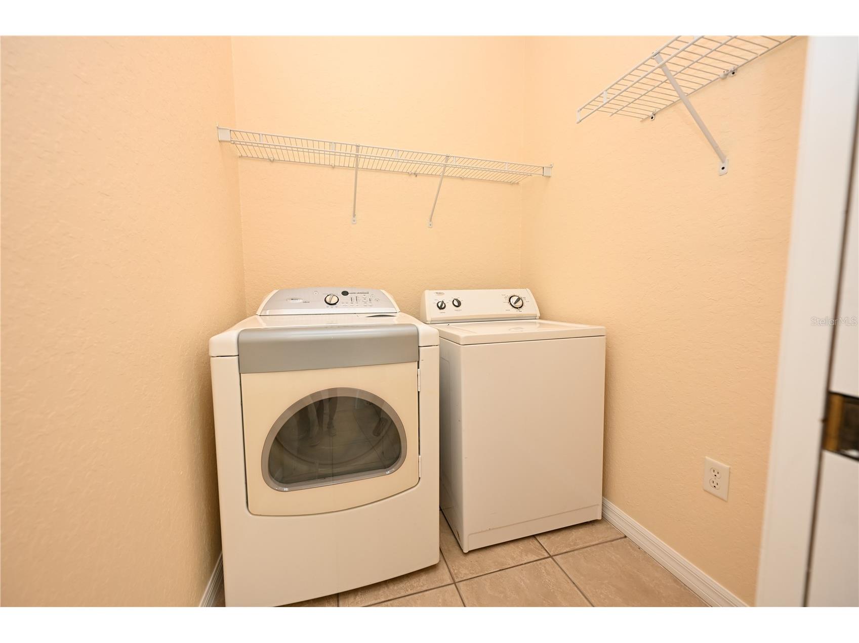 2010 Hatteras Point Lakeland FL 33813 L4961482 image15