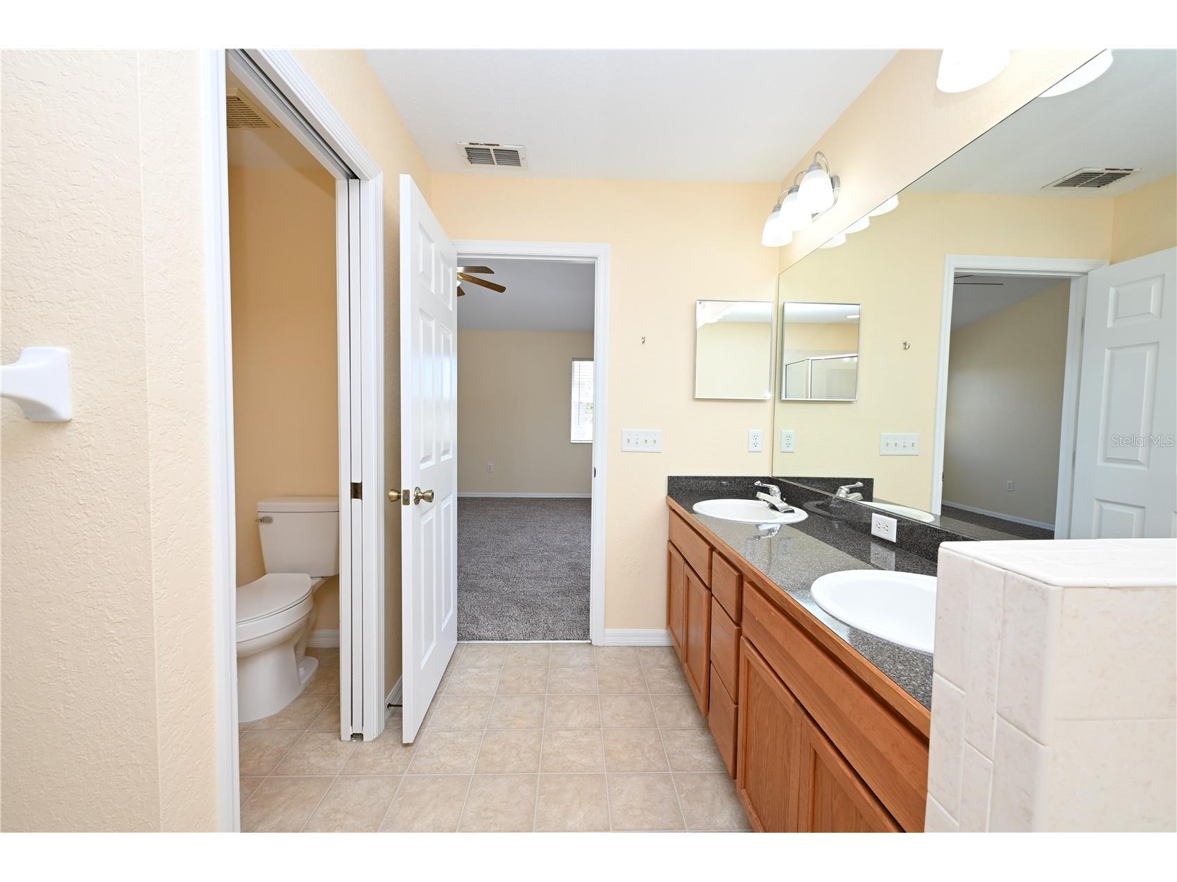 2010 Hatteras Point Lakeland FL 33813 L4961482 image28