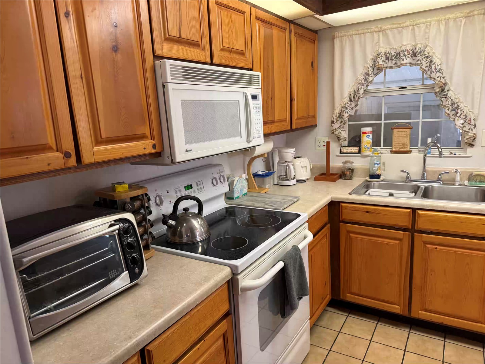 2010 Hickorywood Drive South Daytona FL 32119 V4943799 image3