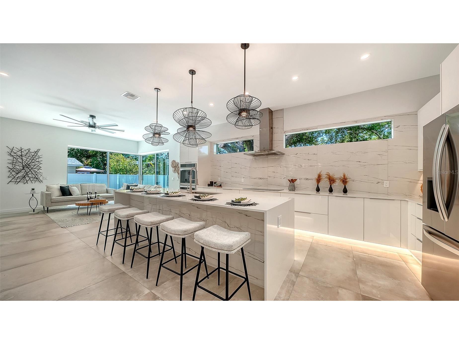 2010 Hyde Park Circle Sarasota FL 34239 A4687471 image11
