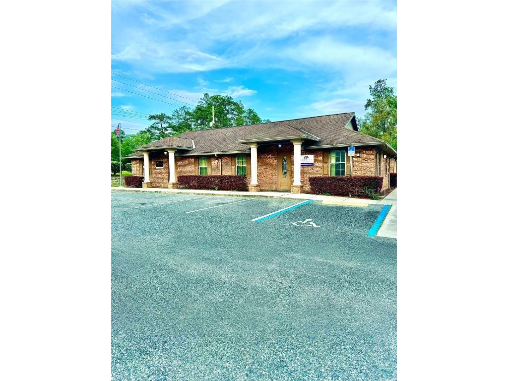 2010 NE 14th Street #200 Ocala FL 34470 OM676574 image1