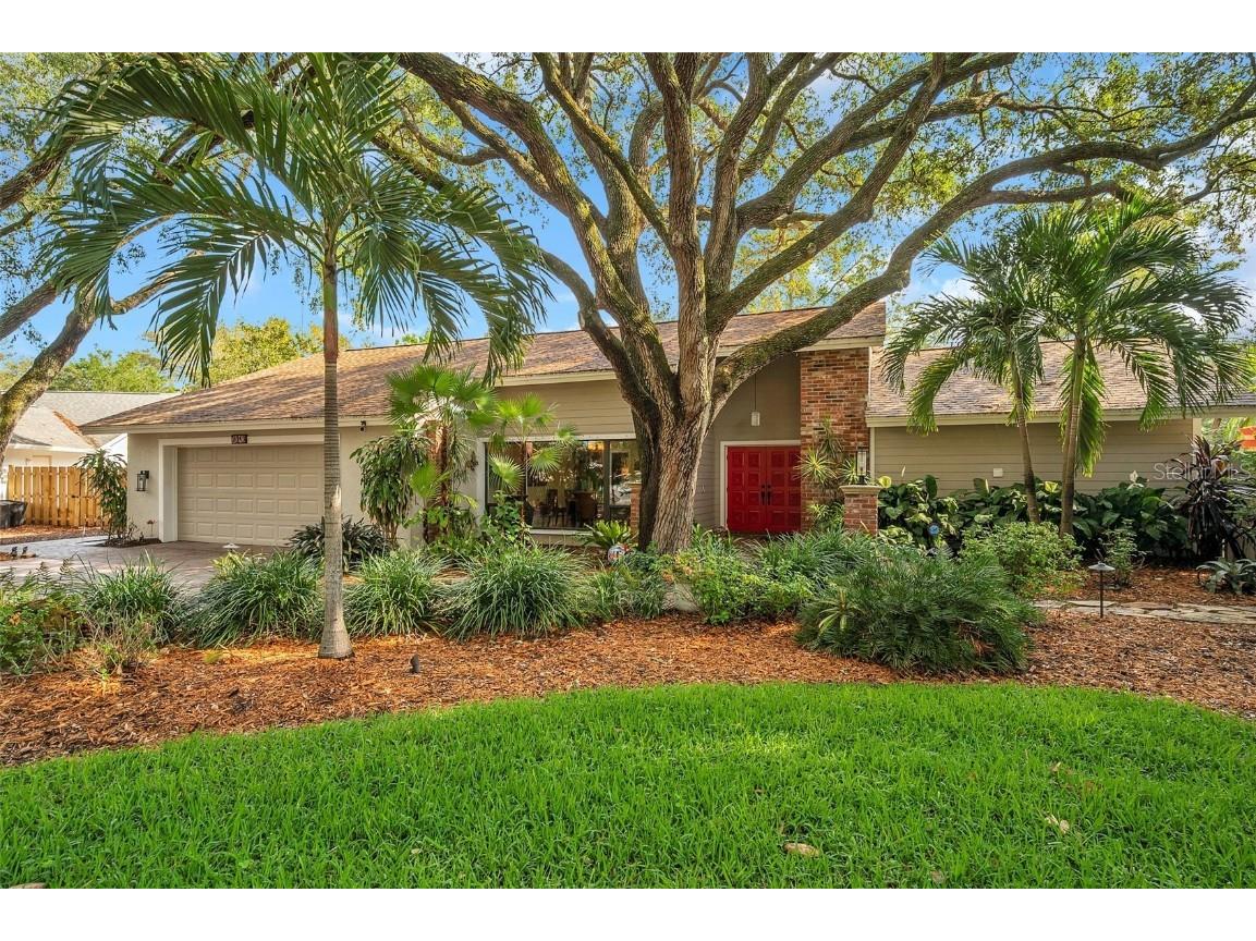 2010 Old Oak Lane Safety Harbor FL 34695 U8197705 image1