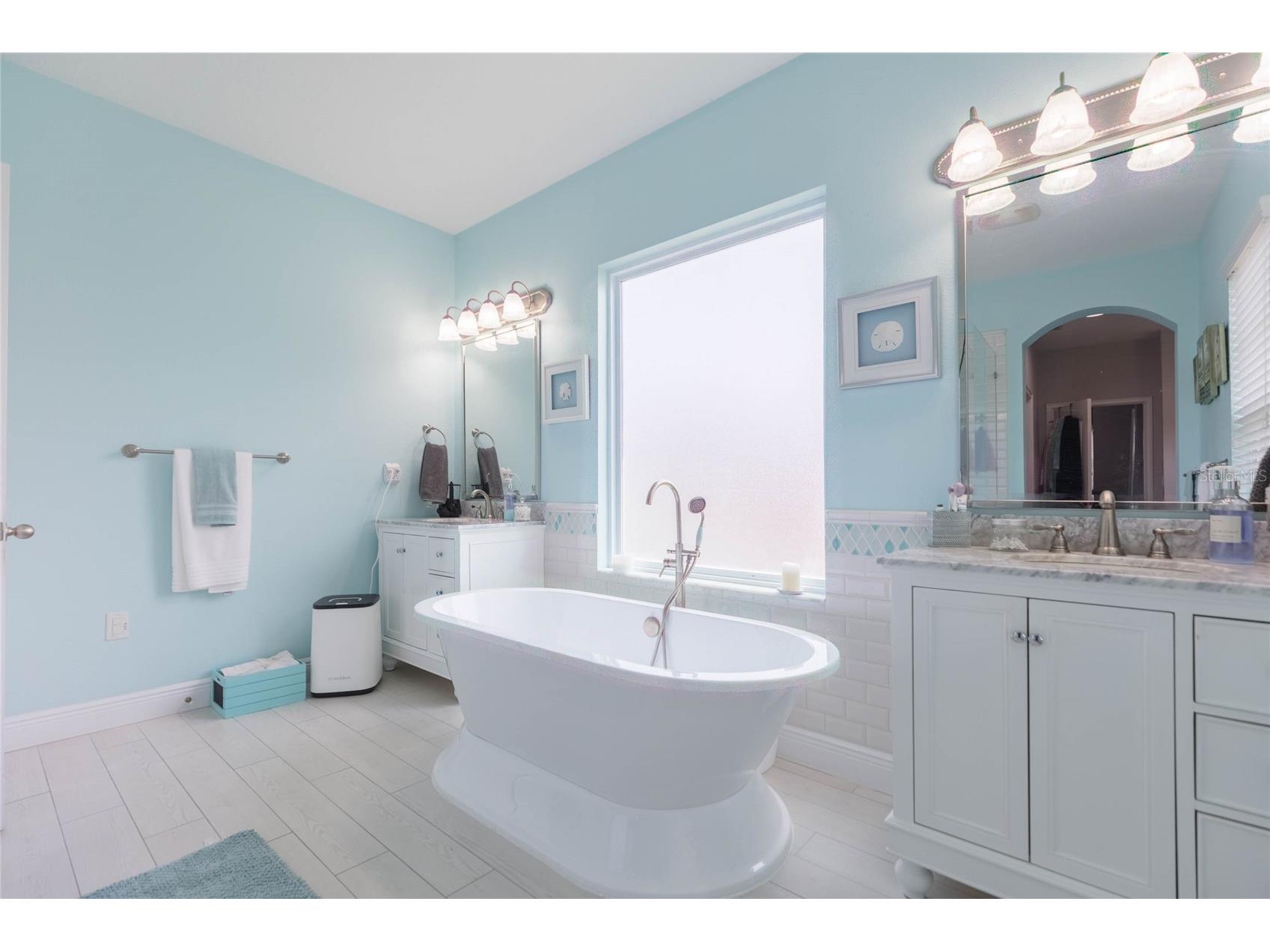 20105 Eagles Landing Way Tampa FL 33647 TB8527183 image30