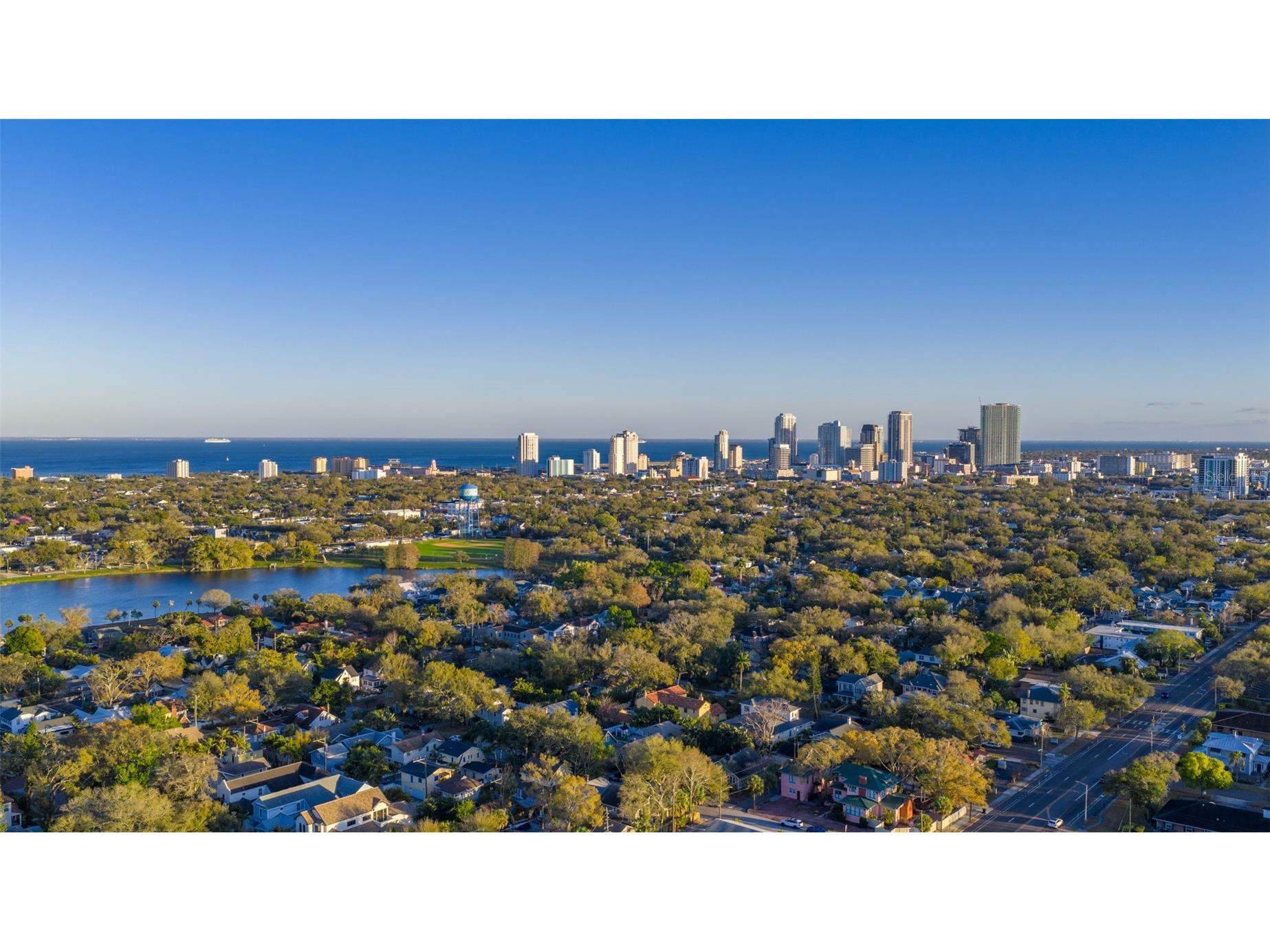 2011 10th Street N Saint Petersburg FL 33704 TB8471657 image13