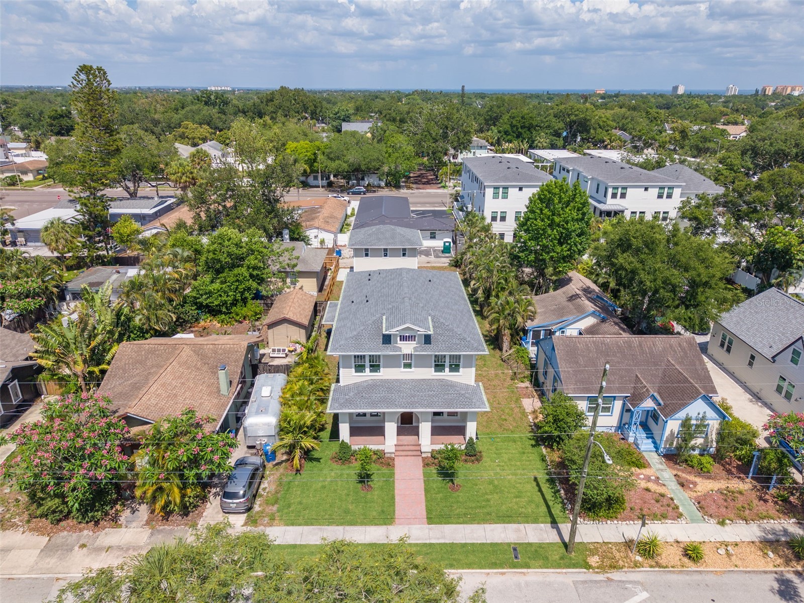 2011 10th Street N Saint Petersburg FL 33704 TB8471657 image7