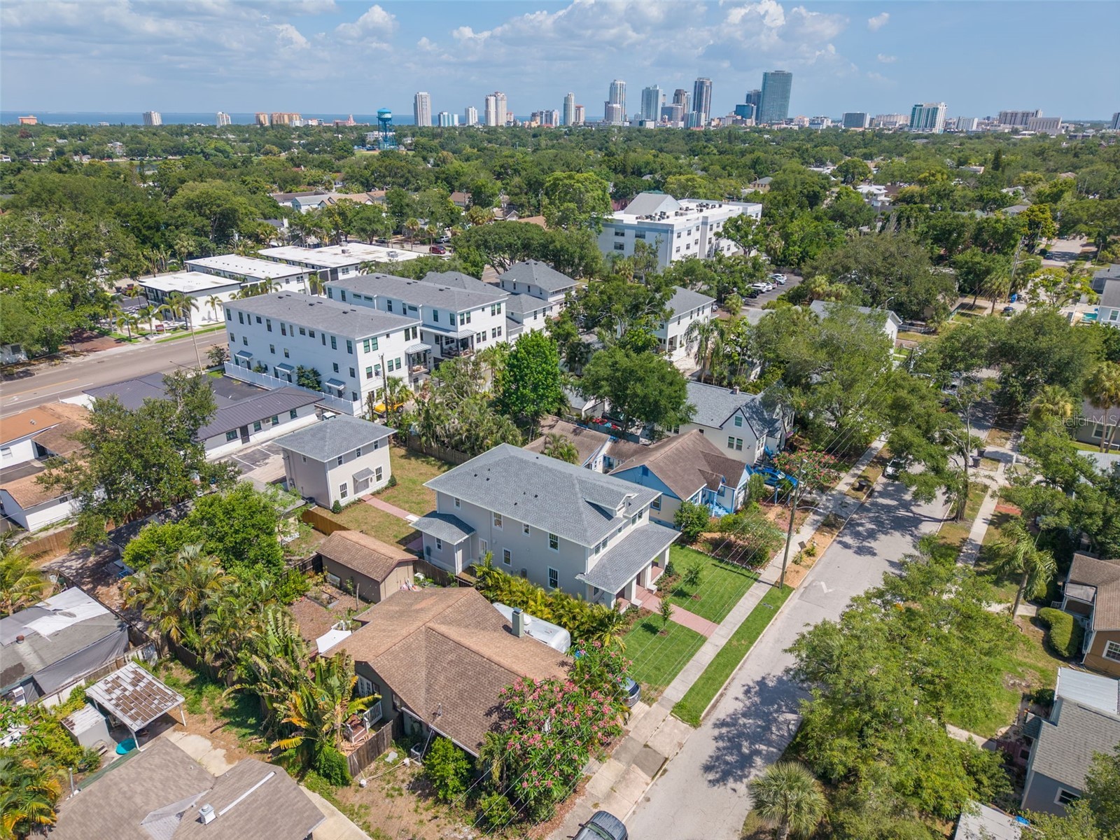 2011 10th Street N Saint Petersburg FL 33704 TB8471657 image9