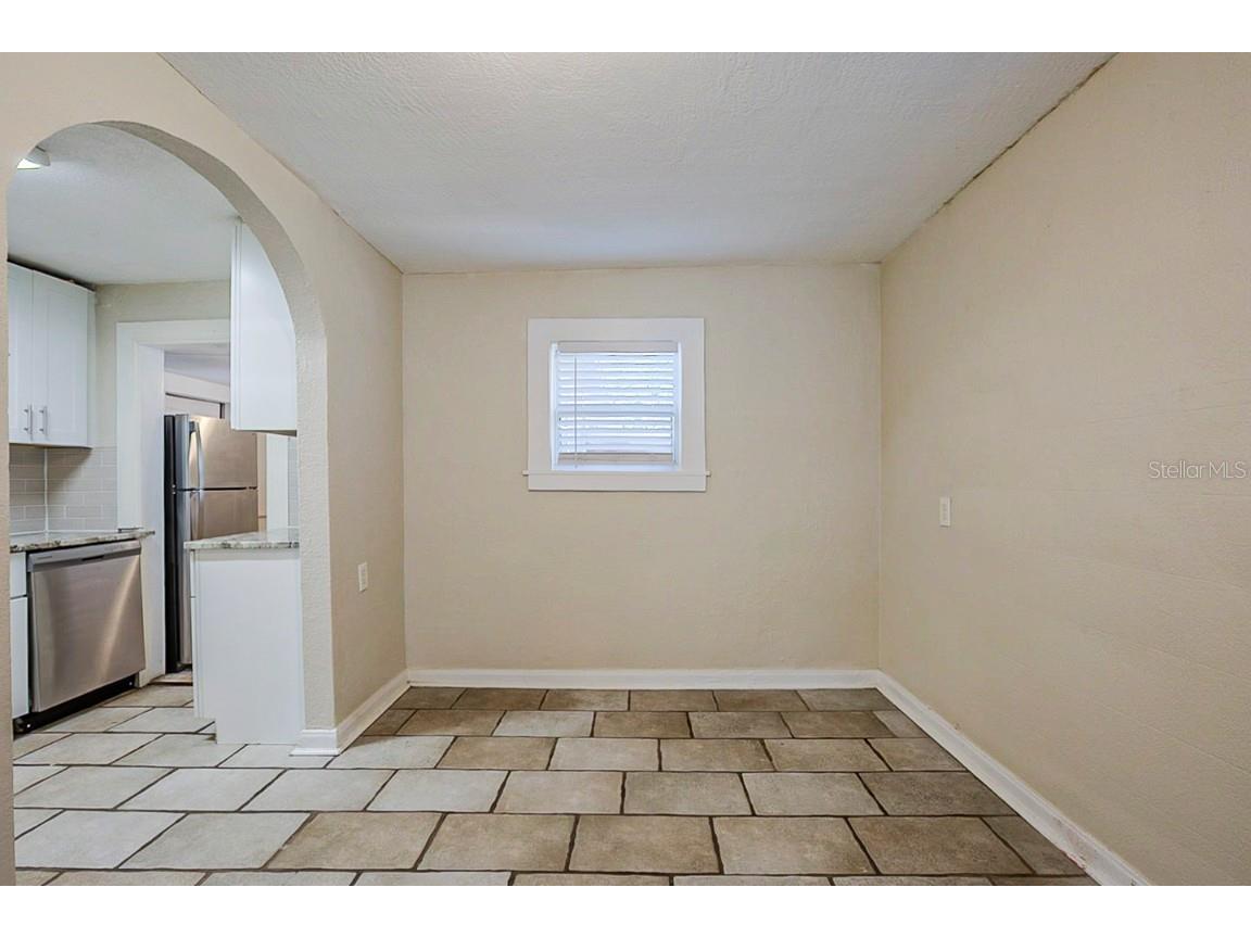 2011 10th Street S Saint Petersburg FL 33705 O6284605 image7