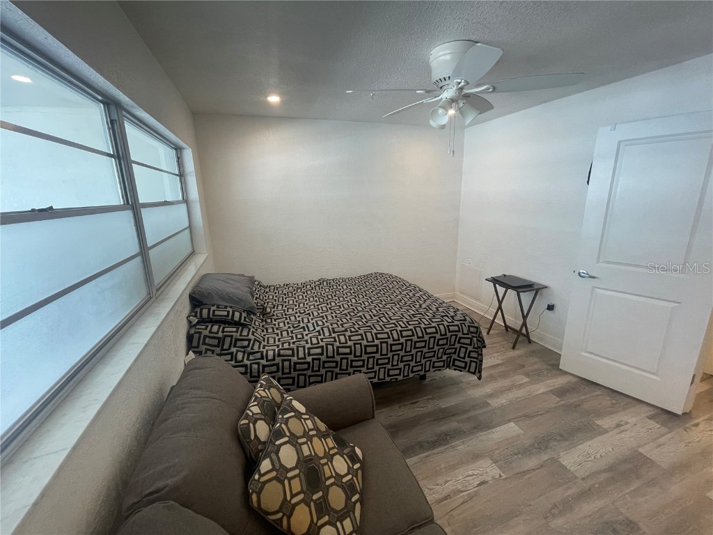 2011 58th Avenue N #20 Saint Petersburg FL 33714 TB8385739 image11