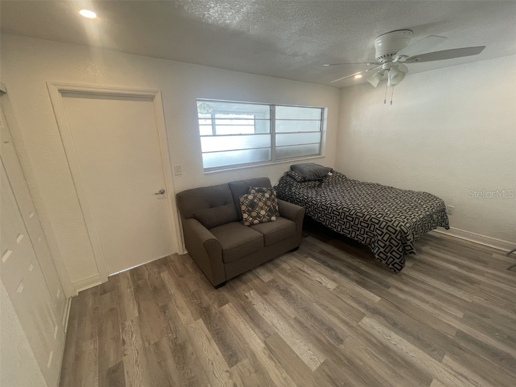 2011 58th Avenue N #20 Saint Petersburg FL 33714 TB8385739 image12