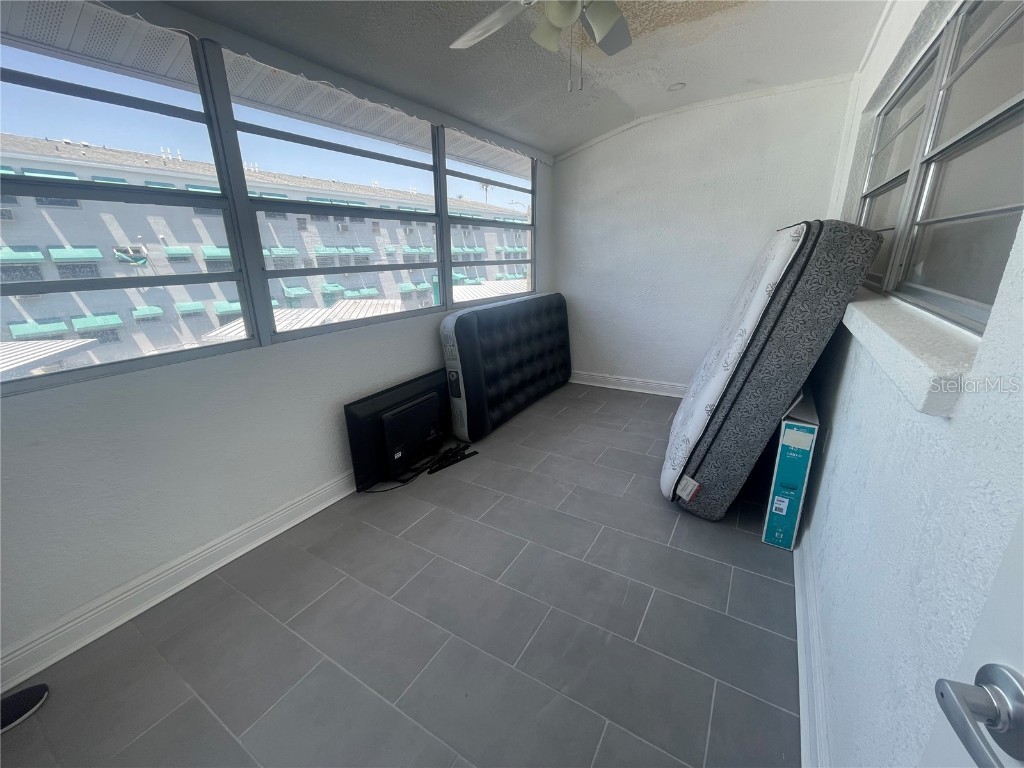 2011 58th Avenue N #20 Saint Petersburg FL 33714 TB8385739 image15