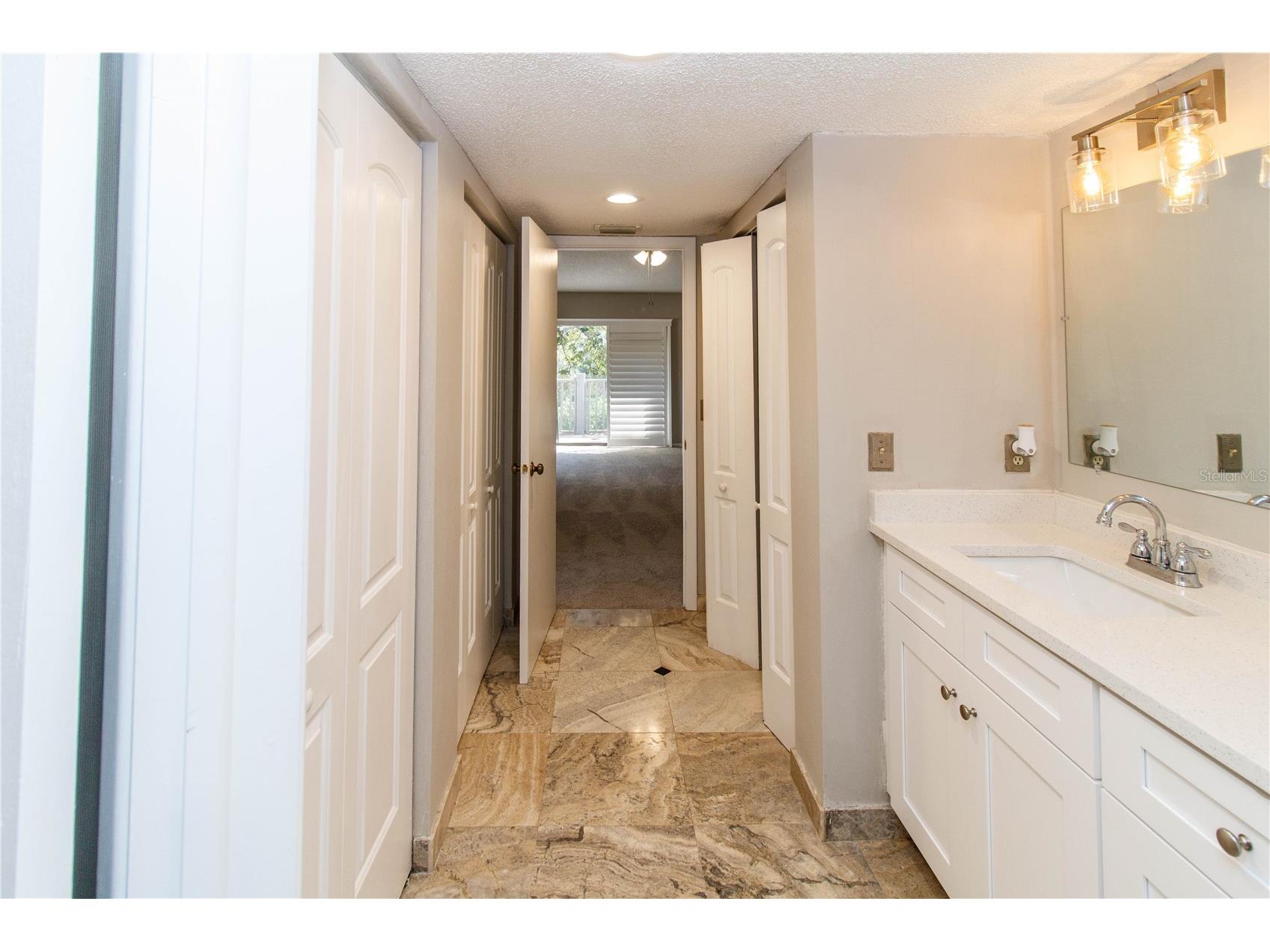 2011 Arbor Drive Clearwater FL 33760 O6376998 image37