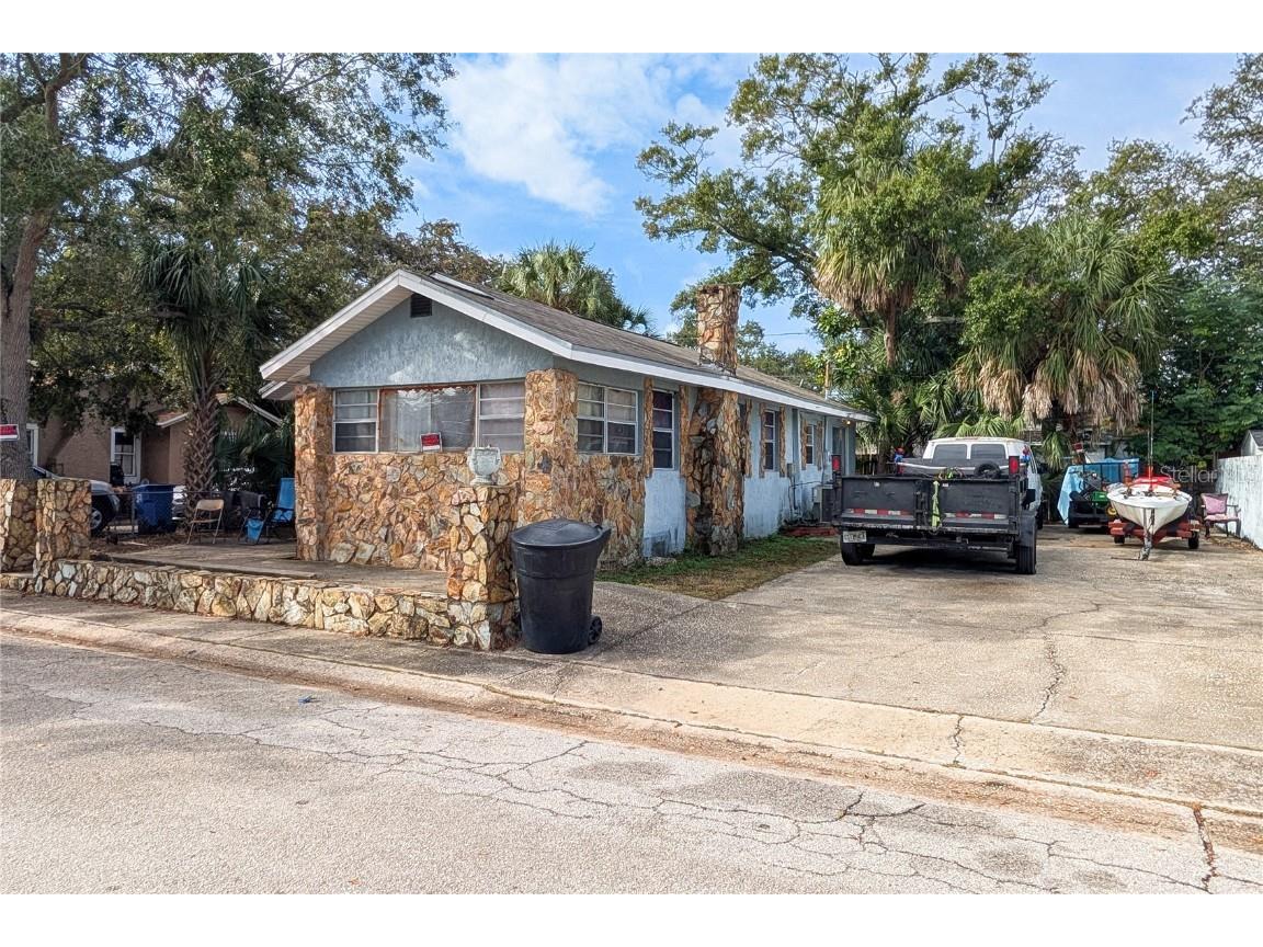 2011 Auburn Street S Saint Petersburg FL 33712 TB8453403 image2