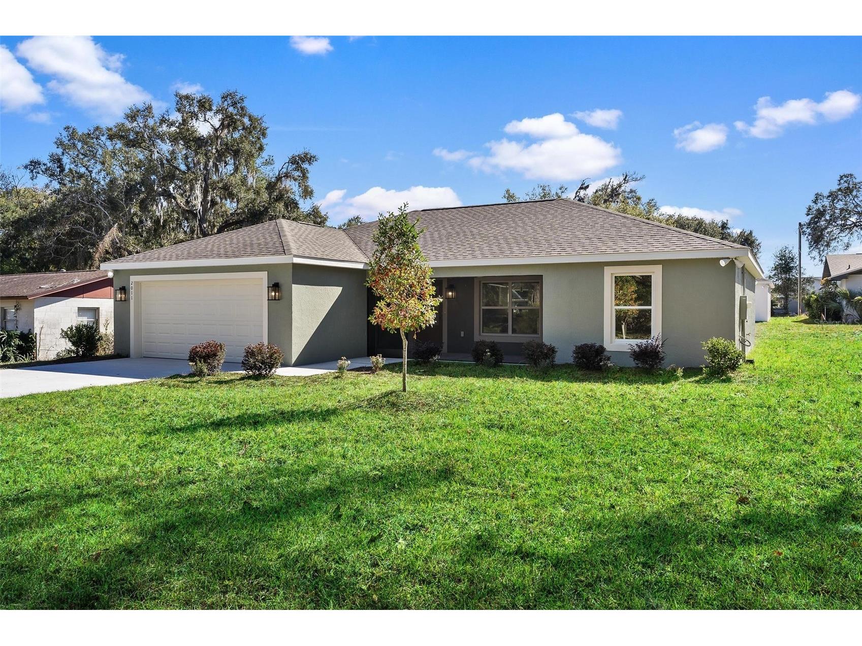 2011 Edgewood Avenue Leesburg FL 34748 G5107666 image2