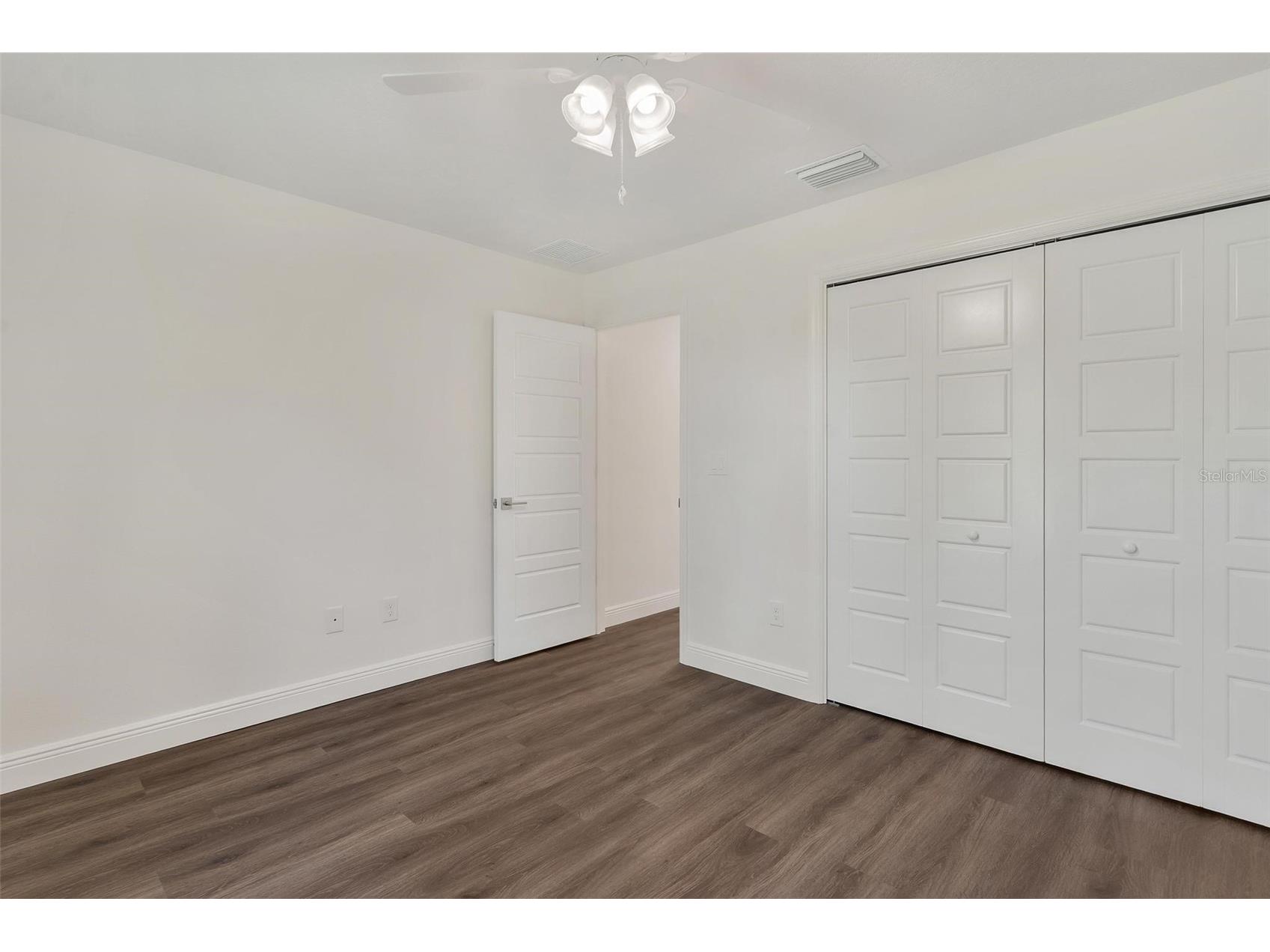 2011 Edgewood Avenue Leesburg FL 34748 G5107666 image28