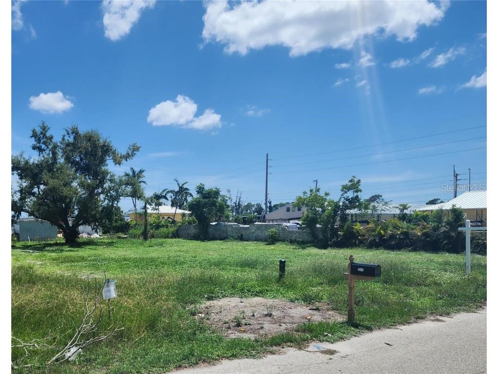 2011 Essence Avenue Englewood FL 34224 N6135779 image1