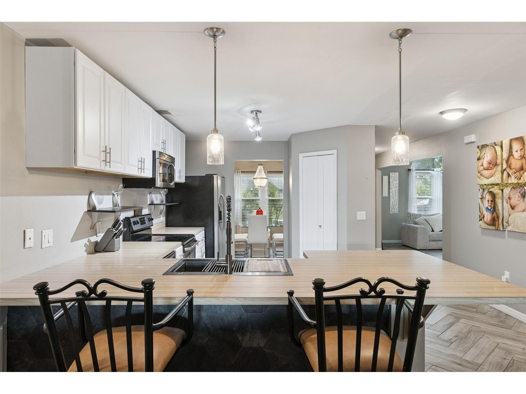 2011 Excalibur Drive Orlando FL 32822 O6421370 image16