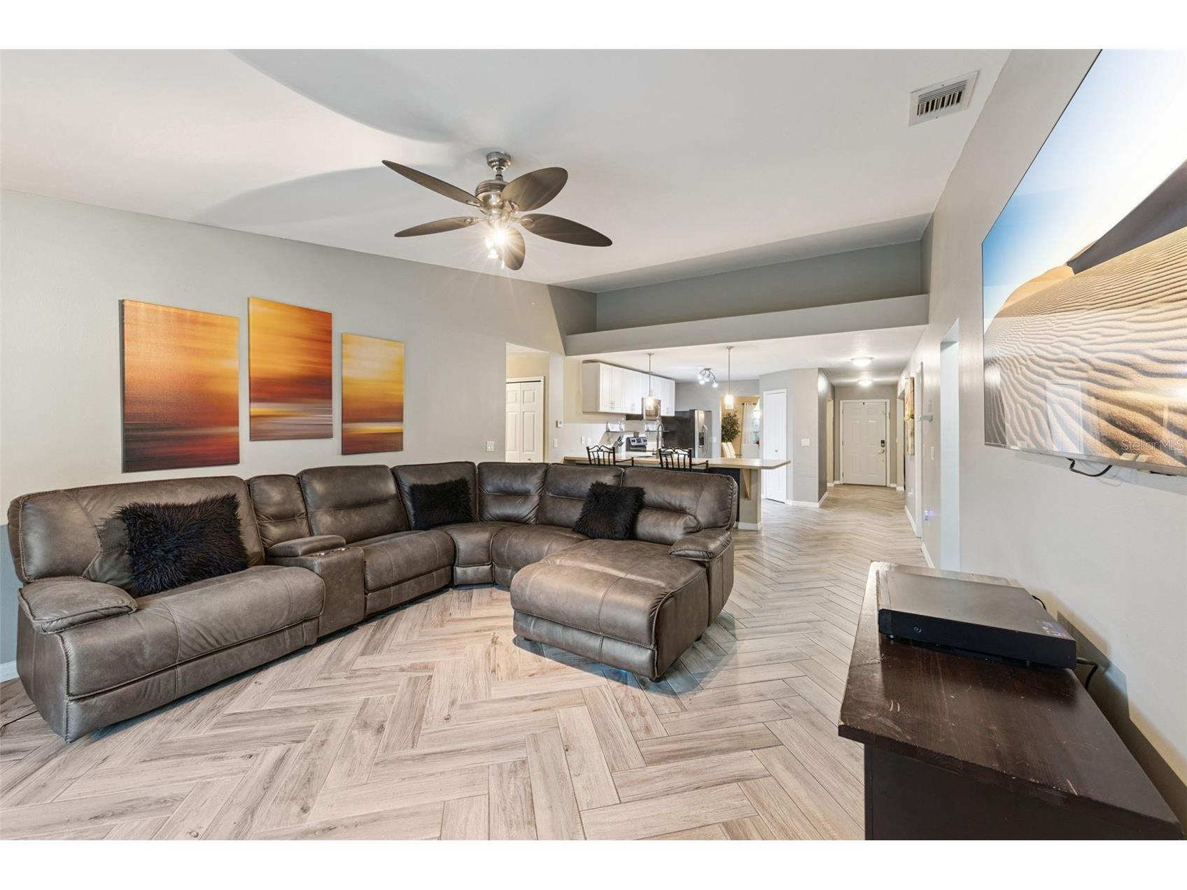 2011 Excalibur Drive Orlando FL 32822 O6421370 image8