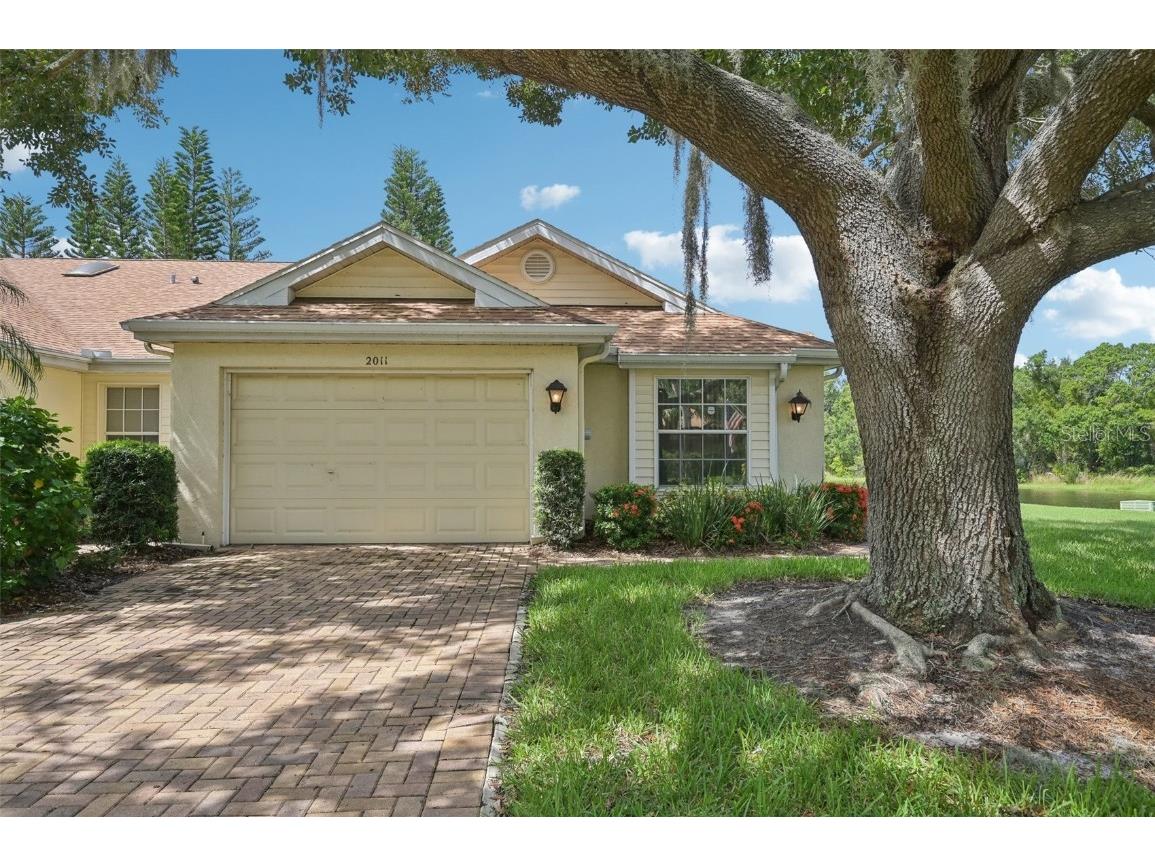 2011 Fall River Court Sun City Center FL 33573 T3543326 image1