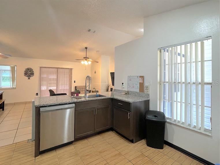 2011 Gamboge Drive Orlando FL 32822 O6323677 image5