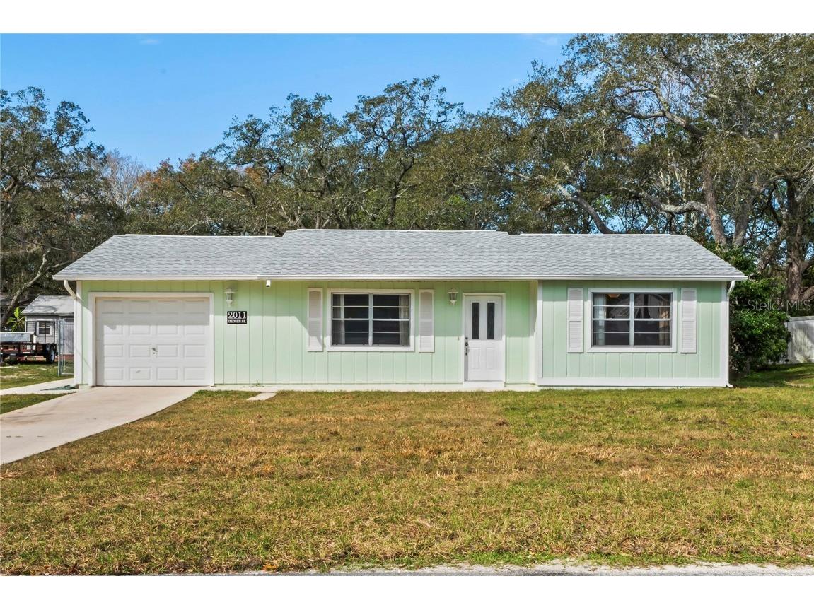 2011 Greenview Avenue Spring Hill FL 34606 W7862254 image1