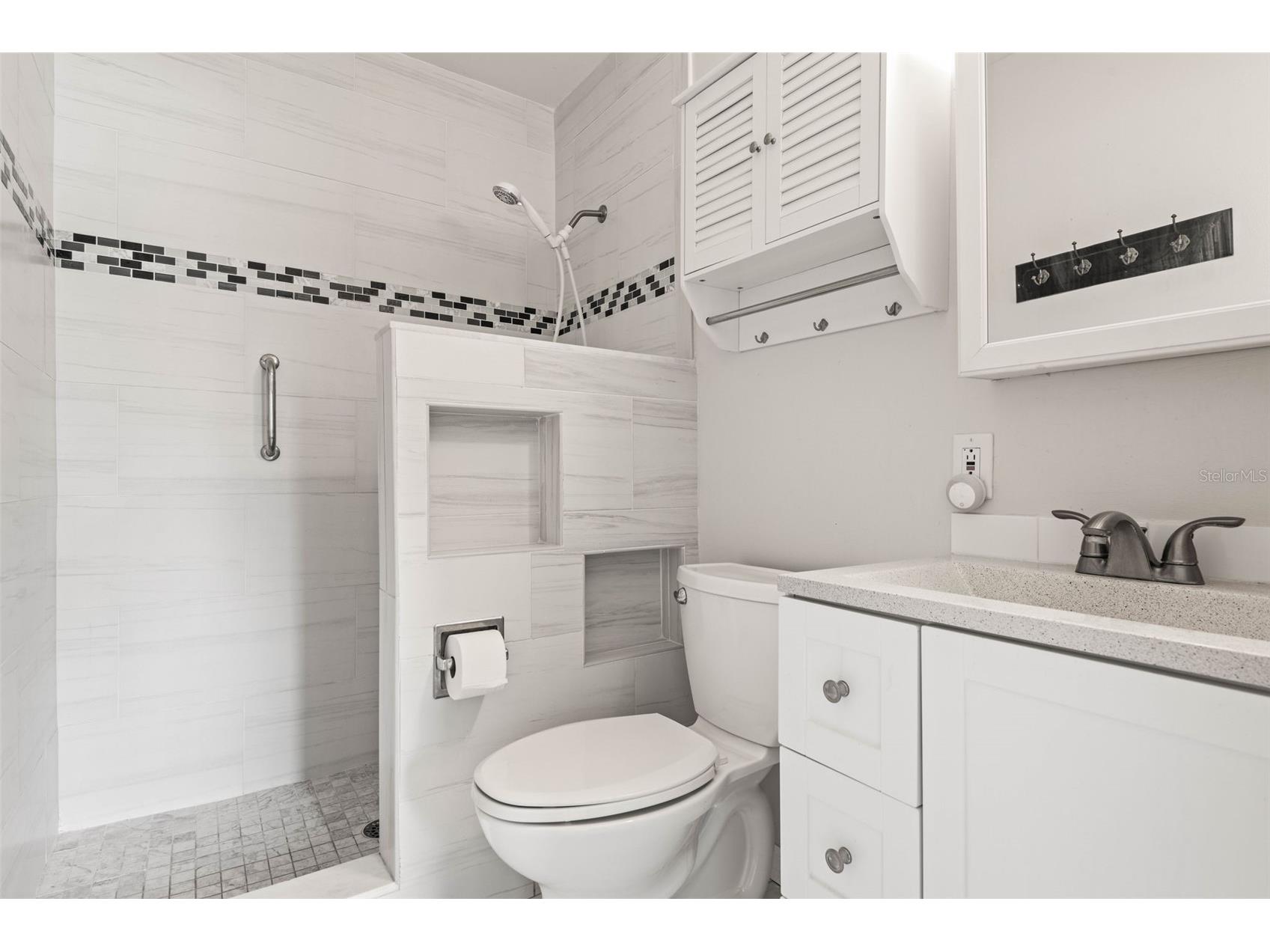 2011 Hadrian Court #2011 Sun City Center FL 33573 TB8532676 image15