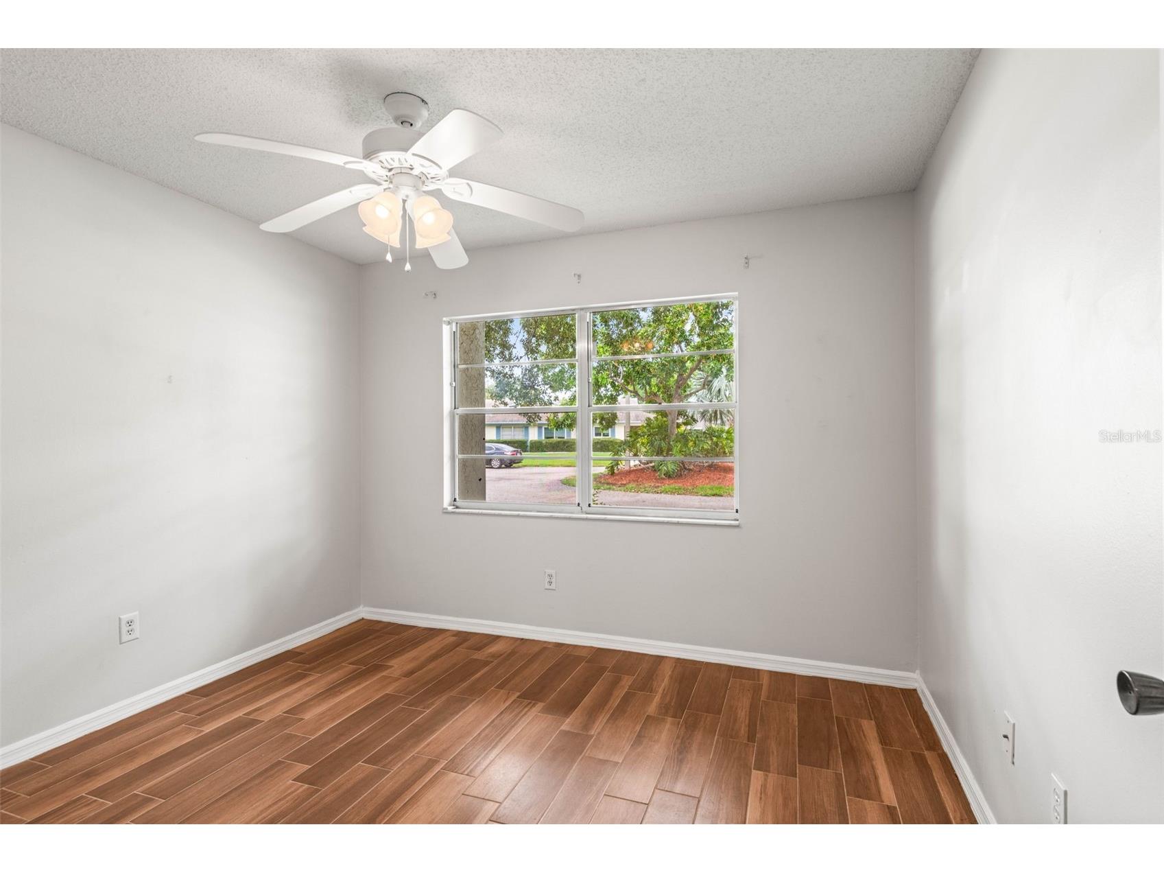 2011 Hadrian Court #2011 Sun City Center FL 33573 TB8532676 image7