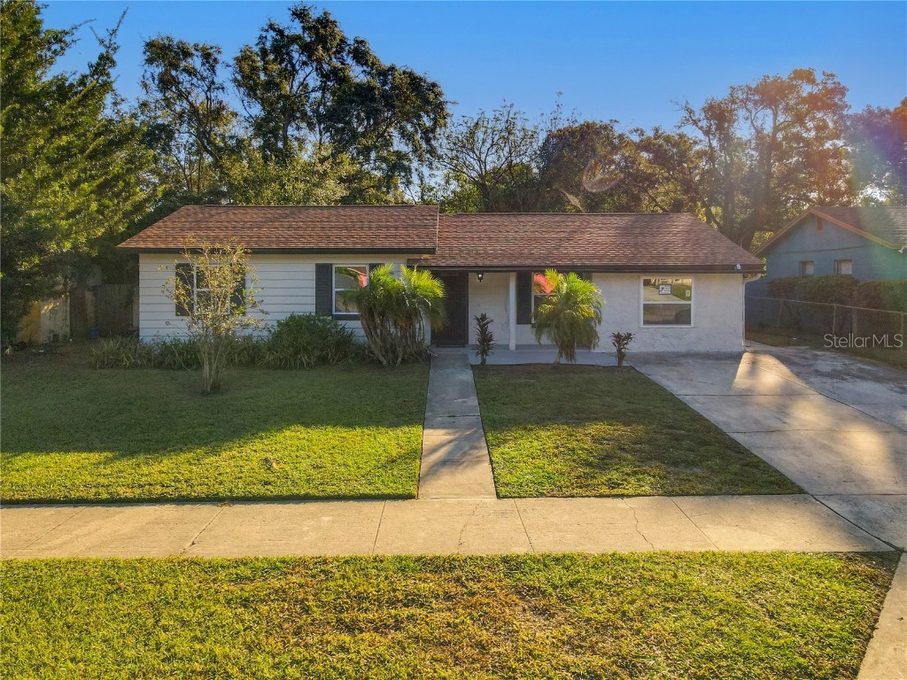 2011 Hartwell Avenue Sanford FL 32771 O6067157 image1