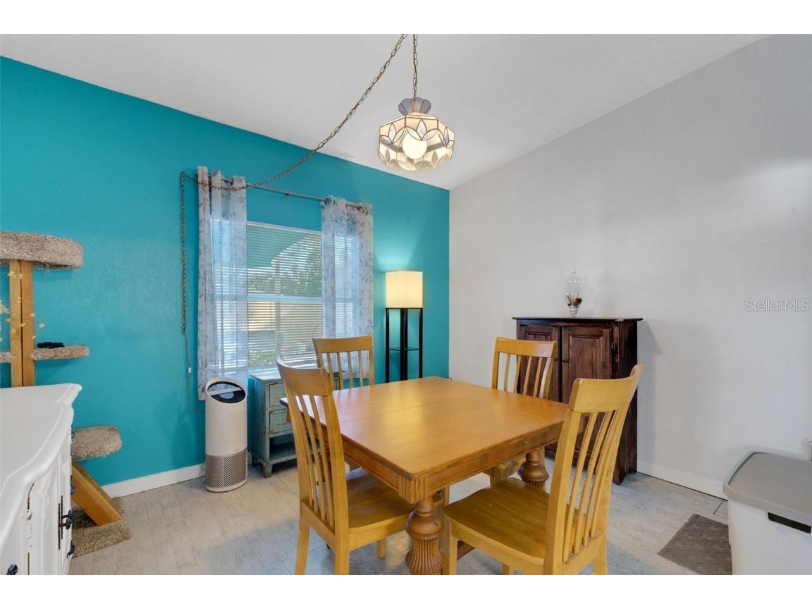 2011 Harvard Avenue Bradenton FL 34207 A4673934 image14