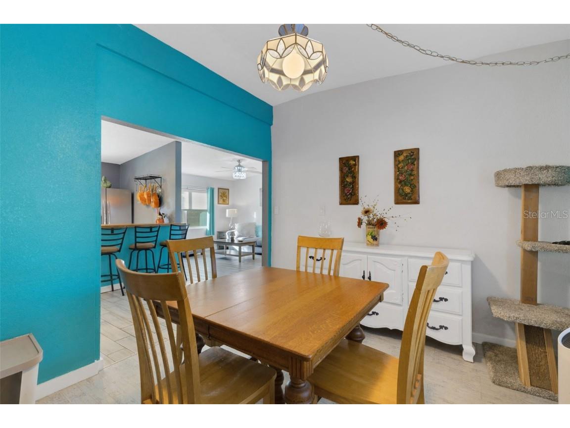 2011 Harvard Avenue Bradenton FL 34207 A4673934 image16