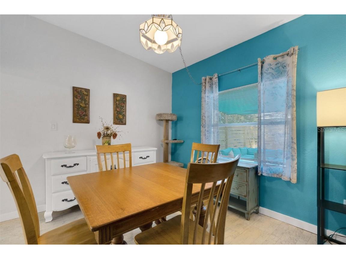 2011 Harvard Avenue Bradenton FL 34207 A4673934 image17