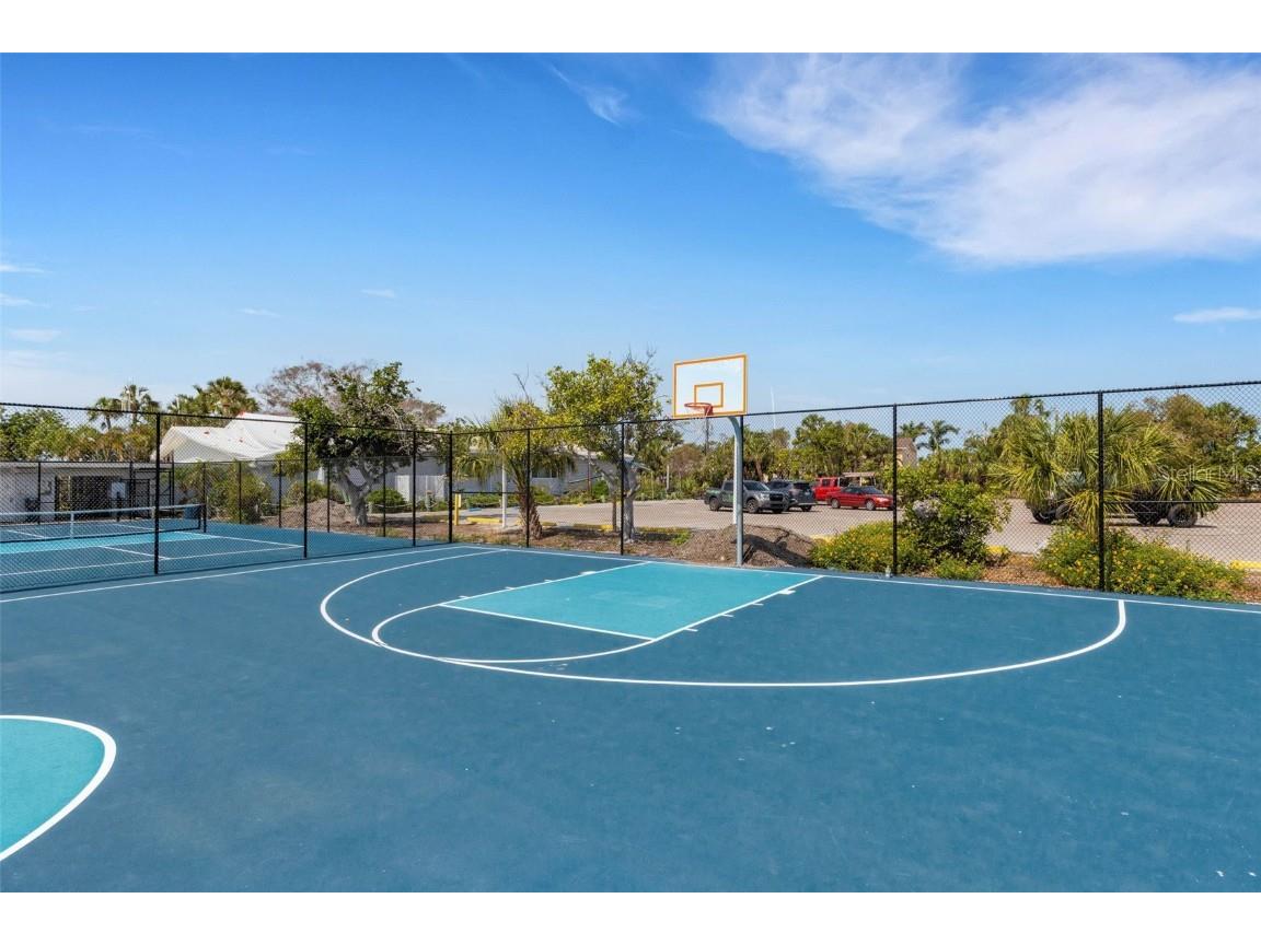 2011 Harvard Avenue Bradenton FL 34207 A4673934 image47