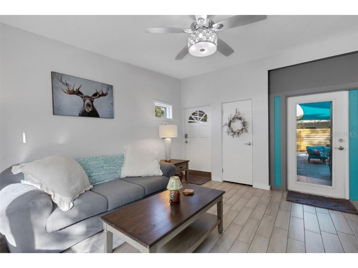 2011 Harvard Avenue Bradenton FL 34207 A4673934 image5