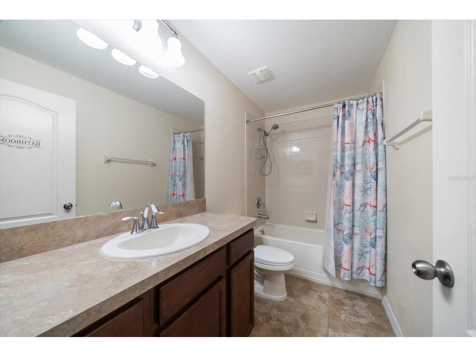 2011 Hawks View Drive Ruskin FL 33570 TB8361977 image25