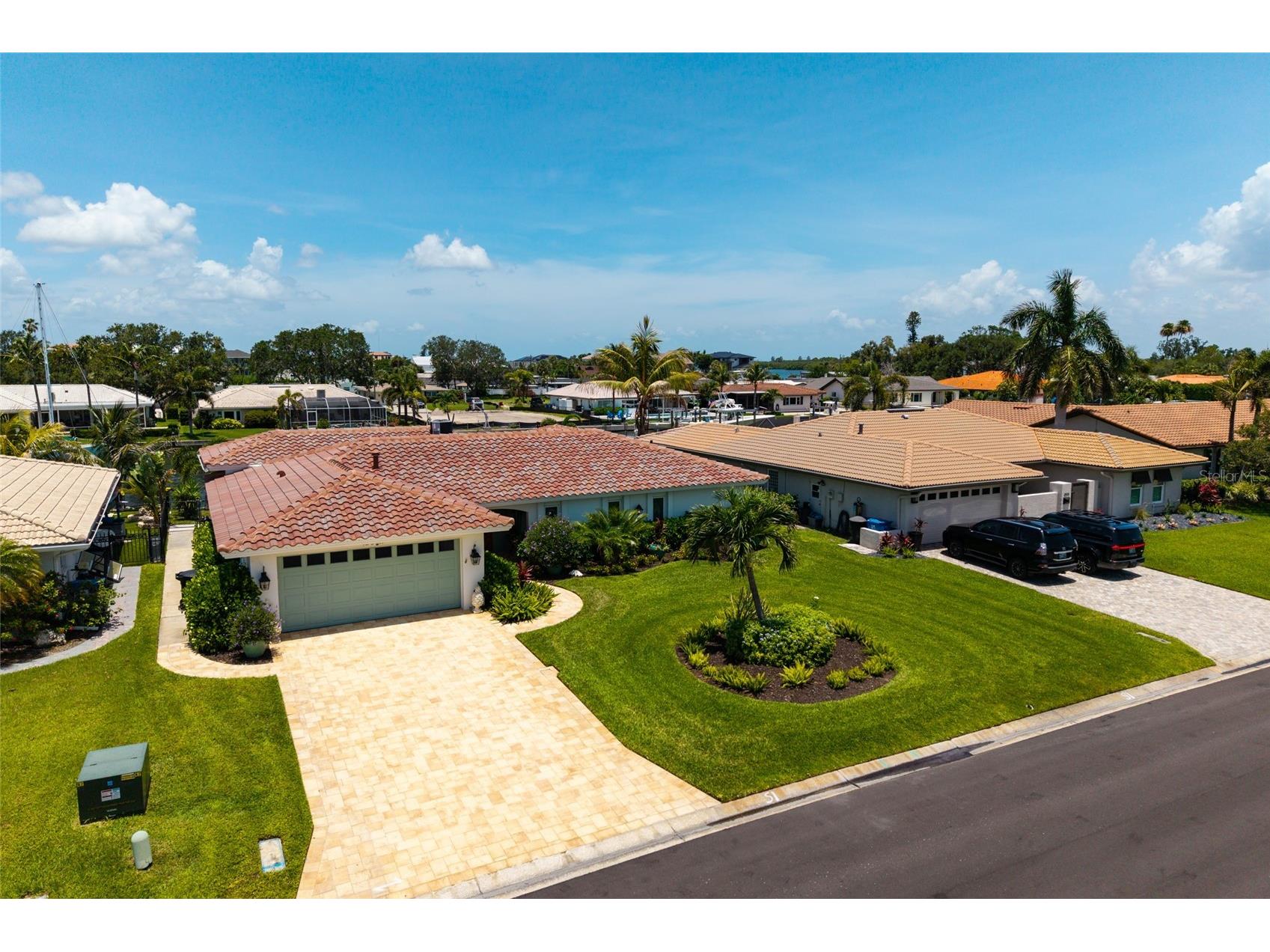 2011 Michigan Avenue NE Saint Petersburg FL 33703 - TAMPA BAY TB8513517 image14