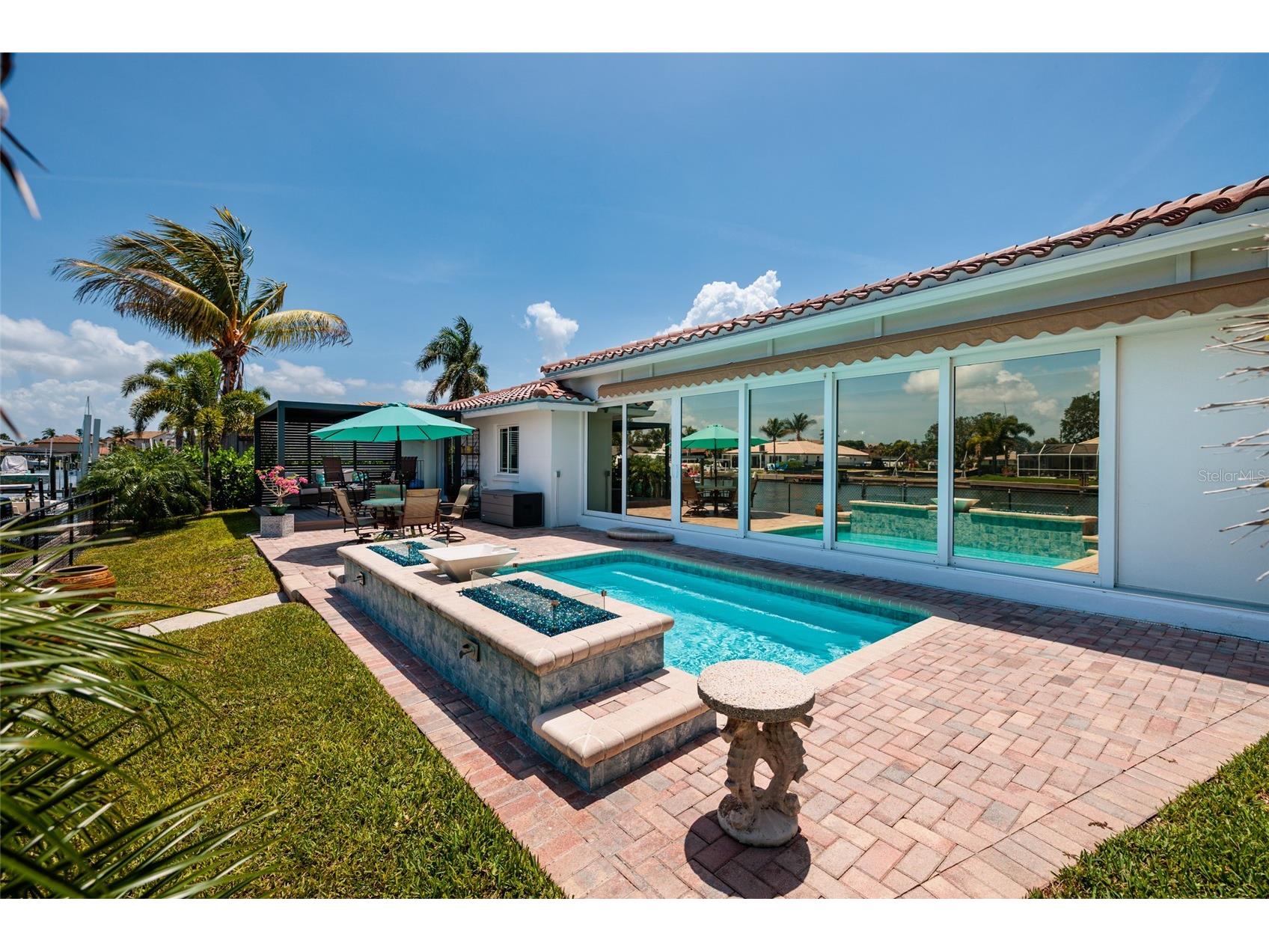 2011 Michigan Avenue NE Saint Petersburg FL 33703 - TAMPA BAY TB8513517 image30