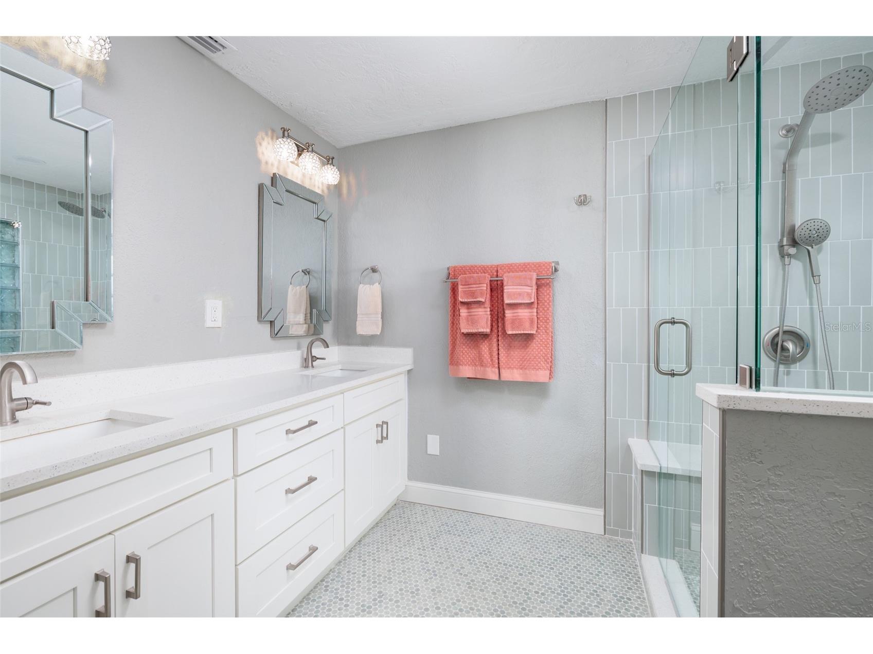 2011 Michigan Avenue NE Saint Petersburg FL 33703 - TAMPA BAY TB8513517 image44