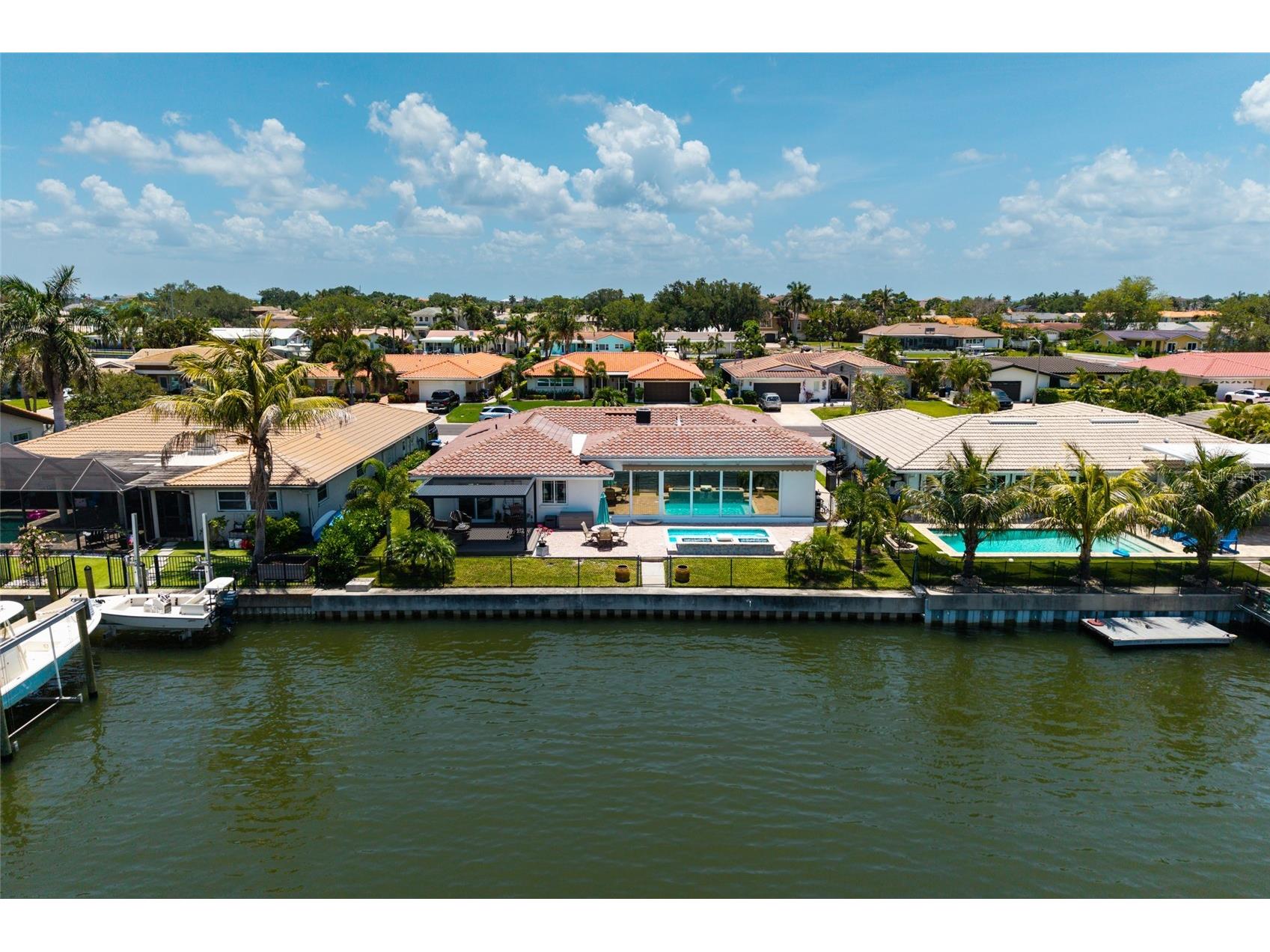 2011 Michigan Avenue NE Saint Petersburg FL 33703 - TAMPA BAY TB8513517 image53