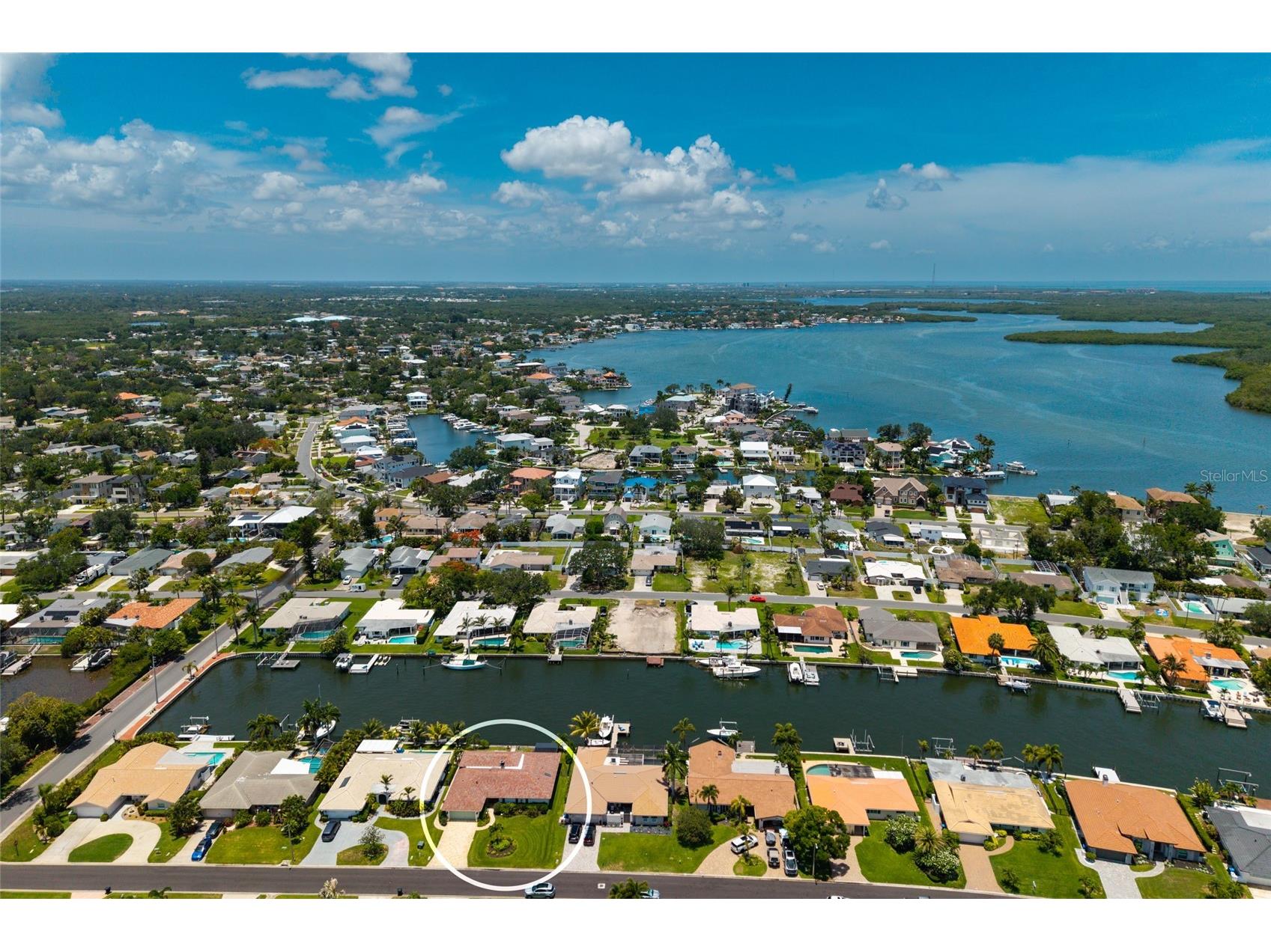 2011 Michigan Avenue NE Saint Petersburg FL 33703 - TAMPA BAY TB8513517 image57