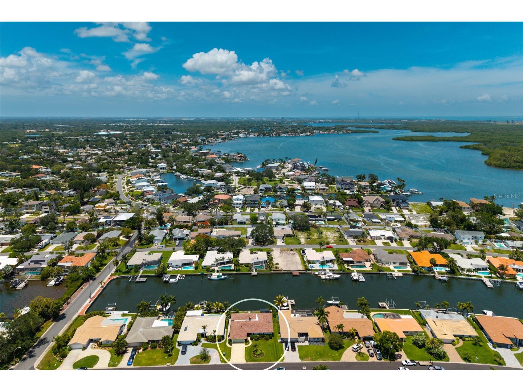 2011 Michigan Avenue NE Saint Petersburg FL 33703 - TAMPA BAY TB8513517 image58