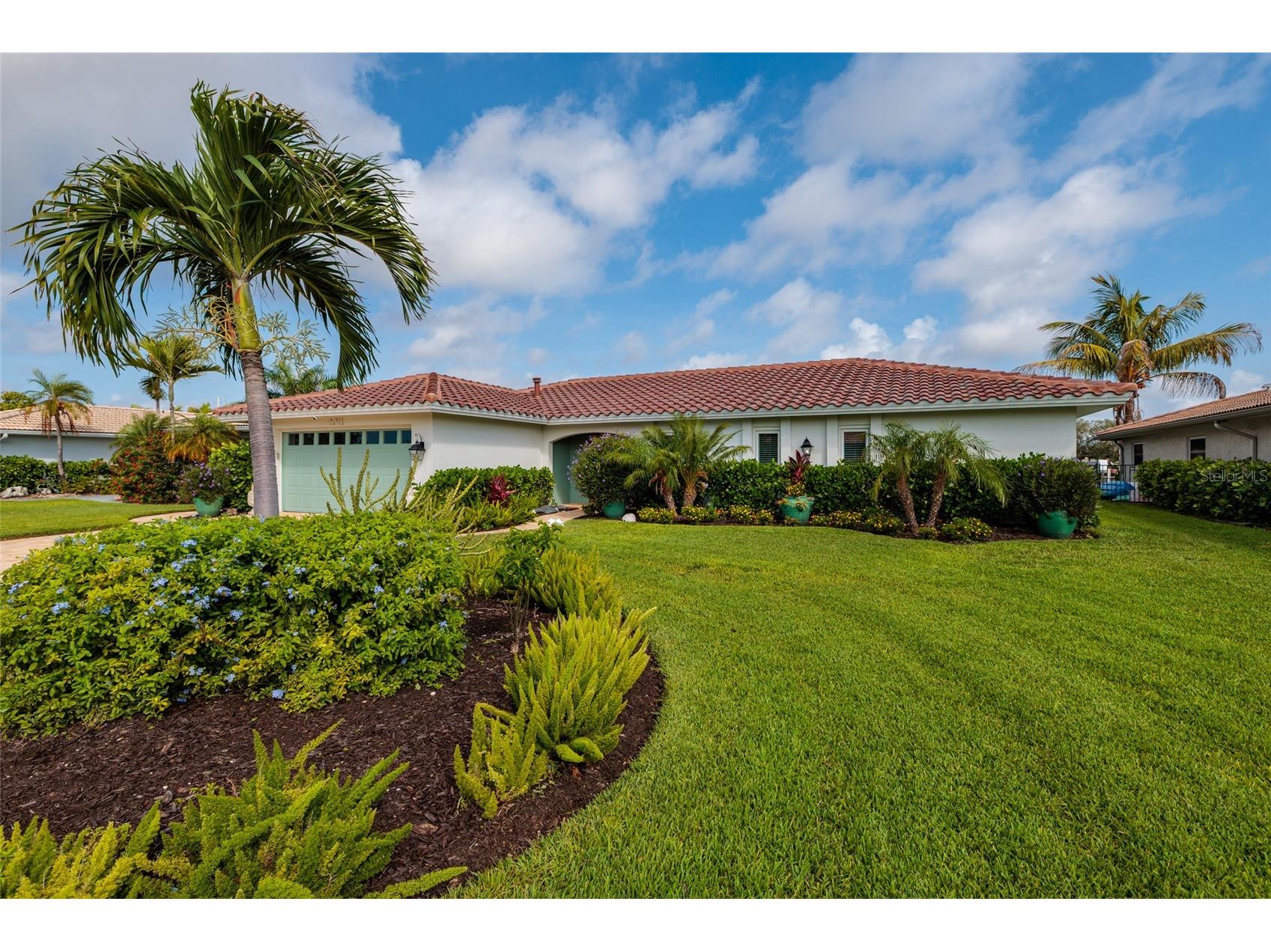 2011 Michigan Avenue NE Saint Petersburg FL 33703 - TAMPA BAY TB8513517 image6